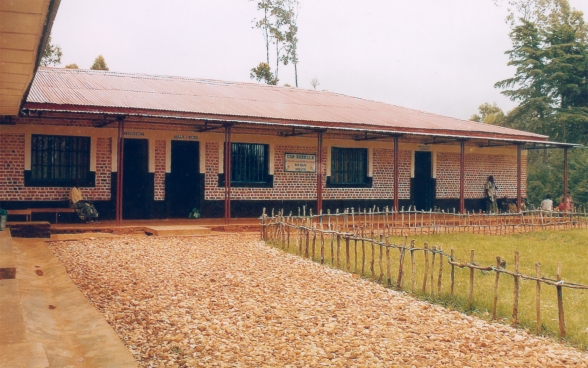 Vue des bâtiments du Centre de Santé de Burhale
